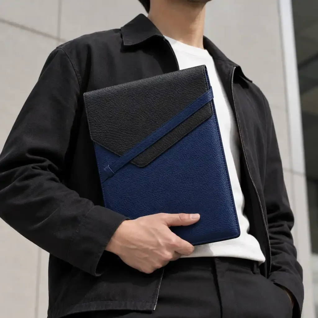 Adroit ipad leather case by Kaizer