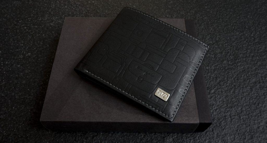 Where To Buy Men’s Leather Travel Wallets? » Kaizer Leather