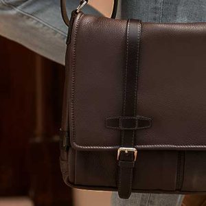messenger bags | mens leather messenger bag | mens leather cross body bag | best Office bag for men | Leather Office Bags | Premium Leather | Italian Leather | Premium quality leather | Dubai