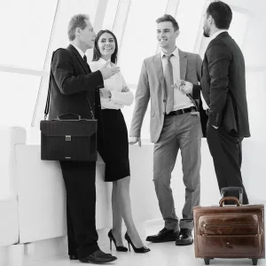 corporate gifts in Dubai | What is the Best Office Bag for Men?