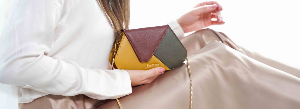 womens leather handbags