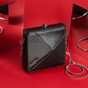 Valentine's Day Women Handbags Guide: Finding the Right Style for Her