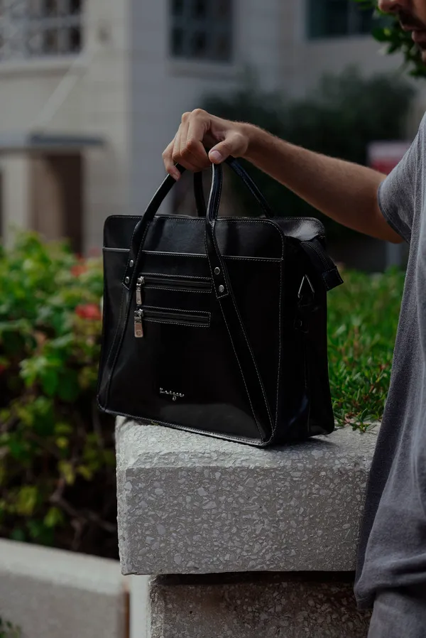 Laptop bags | Kaizer Leather