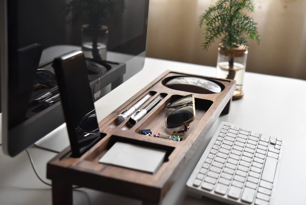 business gifts dubai