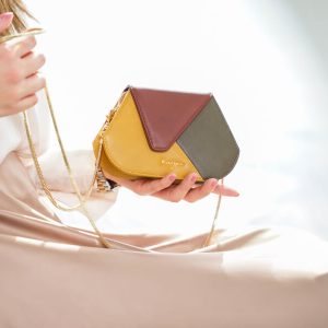 What is the Most Versatile Handbag Color? Shadows Clutch handbag | Kaizer Leather