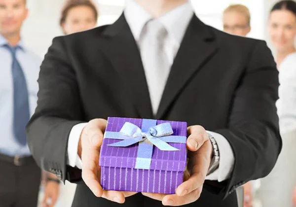 Business gifts in Dubai