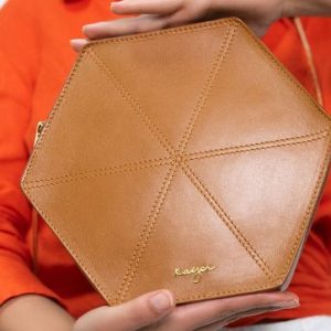 Kaizer Leather | Leather Handbags | Leather Office Bags | Premium Leather | Italian Leather | Premium quality leather | Dubai | ladies leather bags online | ladies handbags in dubai | Allure gifts